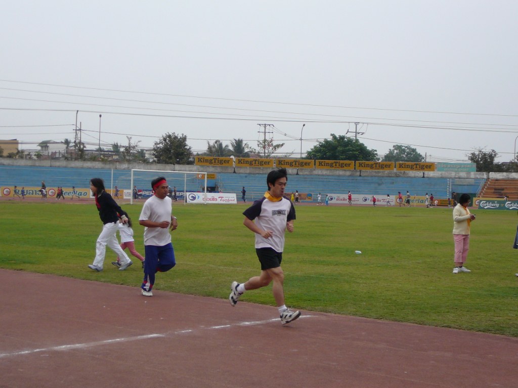 Hanya Berlari Tidak Membuat Kaki Anda Kuat