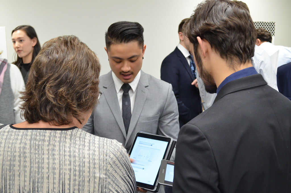 Pentingnya Manajemen Bisnis dalam Menghadapi Tantangan Telekomunikasi Modern